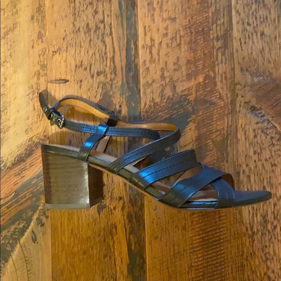 ✨🔥Coach Leather Heels - Picture 1 of 5